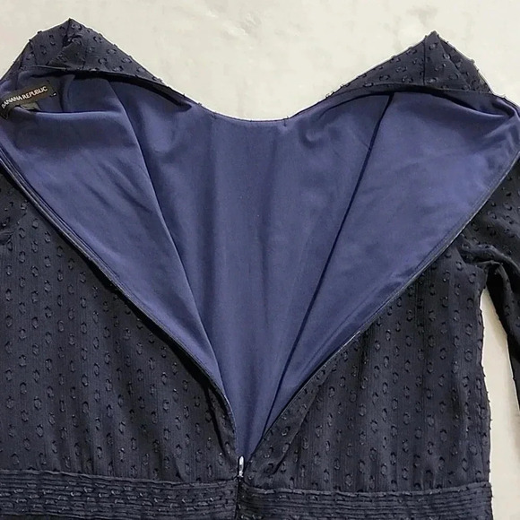 Women's Banana Republic Flutter Sleeve Dress, Navy Blue, Size 6, PreOwned - Picture 8 of 9